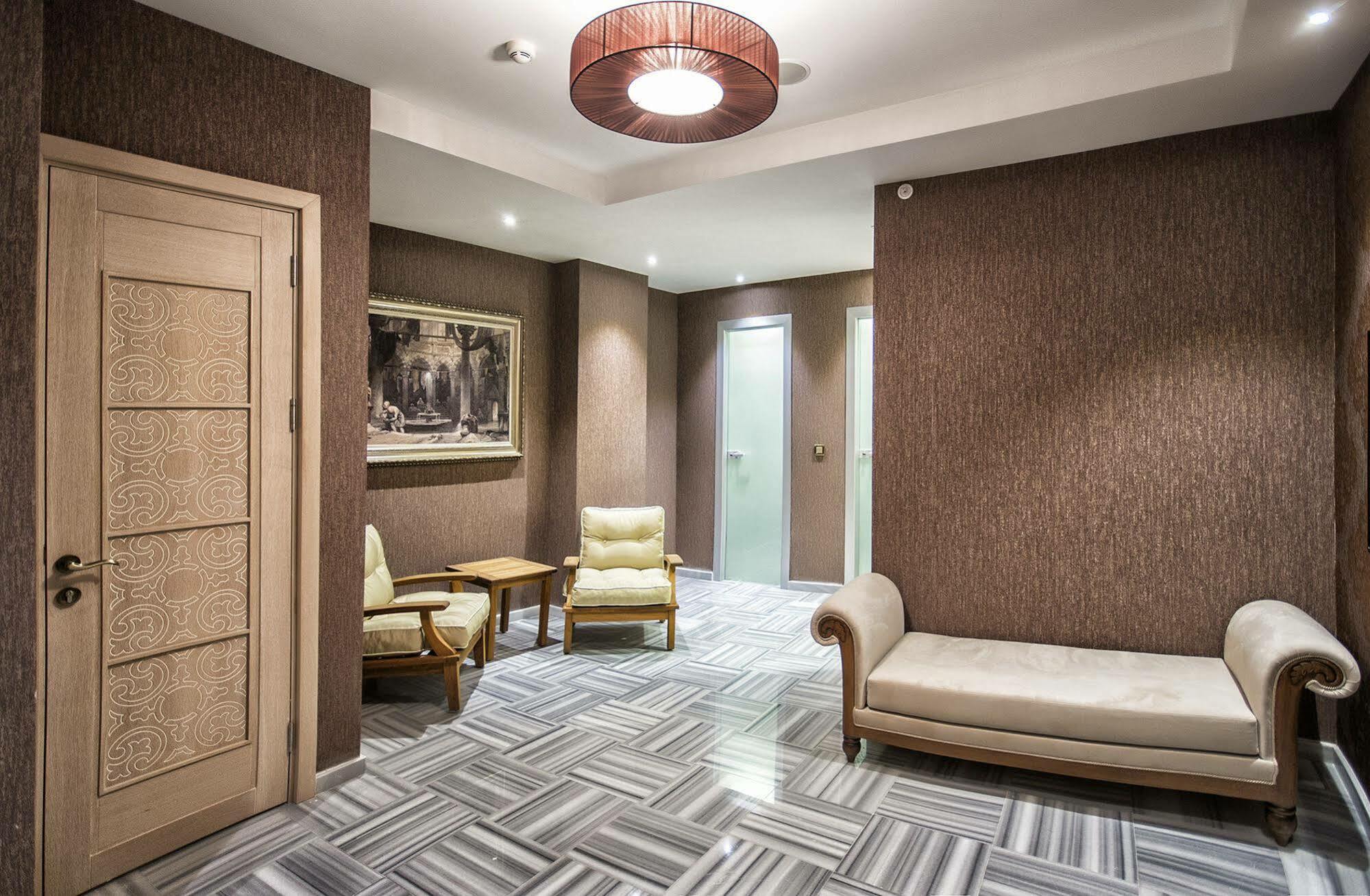 The Conforium Hotel Istanbul Exterior photo